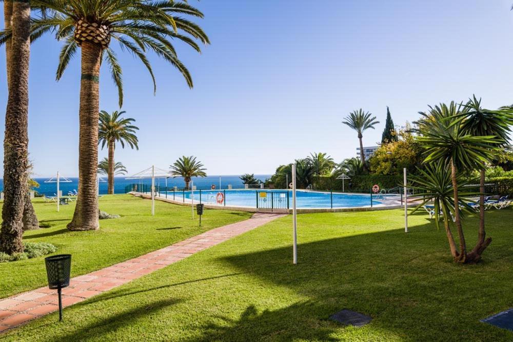 Apartamentos Calma Rentals Torremolinos Dış mekan fotoğraf